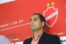 Vila: "Não viemos para jogar bem, viemos para classificar", dispara presidente do Vila Nova após avançar na Copa do Brasil