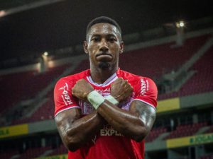 Pablo Dyego foi contratado pelo Vila Nova e poderá estrear no final de semana. (Foto: Twitter do CRB)