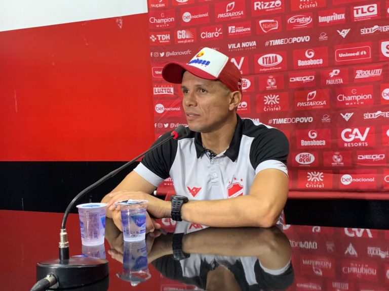 Vila Nova: Com Novidades Higo Magalhães esboça a escalação do Vila para enfrentar o Vasco; confira