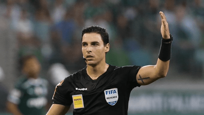 Rodolpho Toski Marques árbitro Vila Nova 