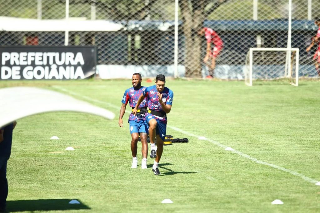 Victor Andrade e Igor Henrique treinando