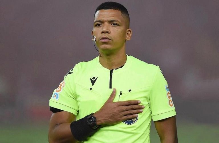 Bruno Mota Correa árbitro