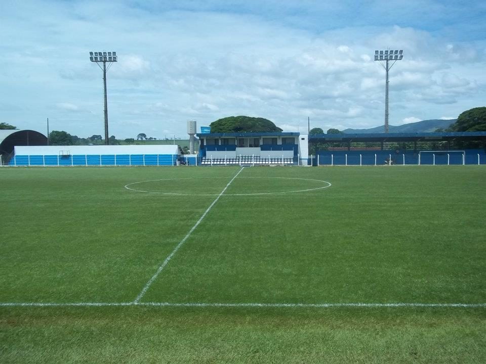 Estádio Valdeir José de Oliveira