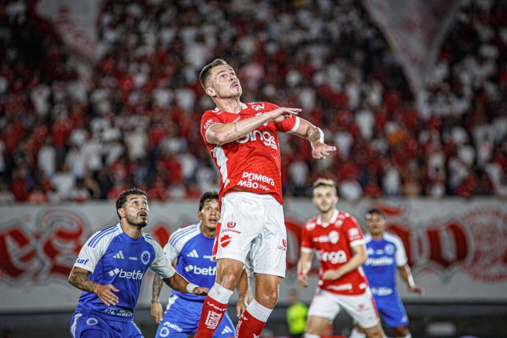 Vila Nova x Cruzeiro. Foto: Roberto Corrêa / Vila Nova F.C