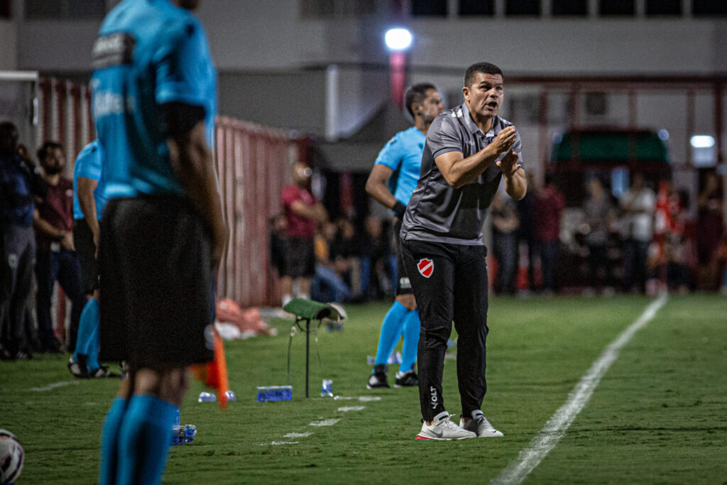 Umberto Louzer Vila Nova