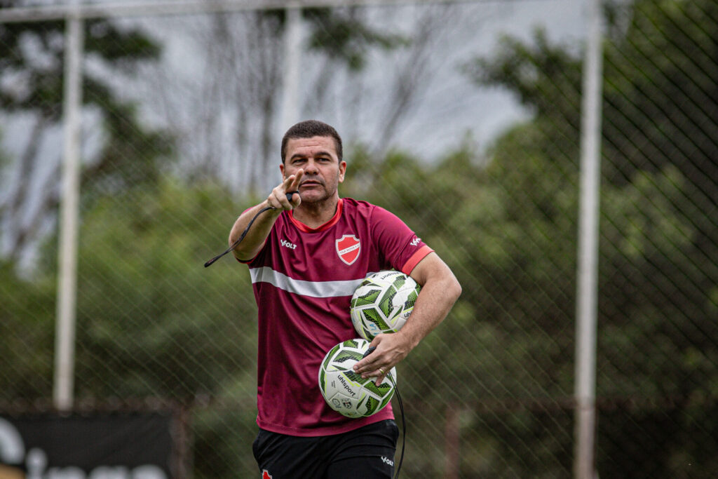 Umberto Louzer Vila Nova