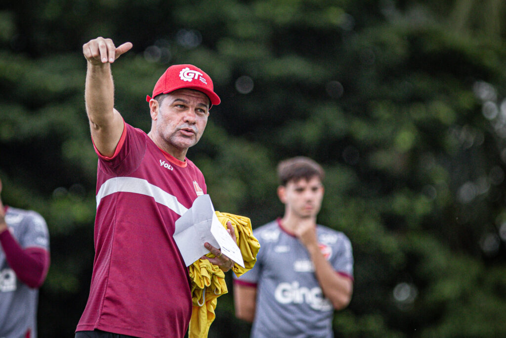 Umberto Louzer Vila Nova